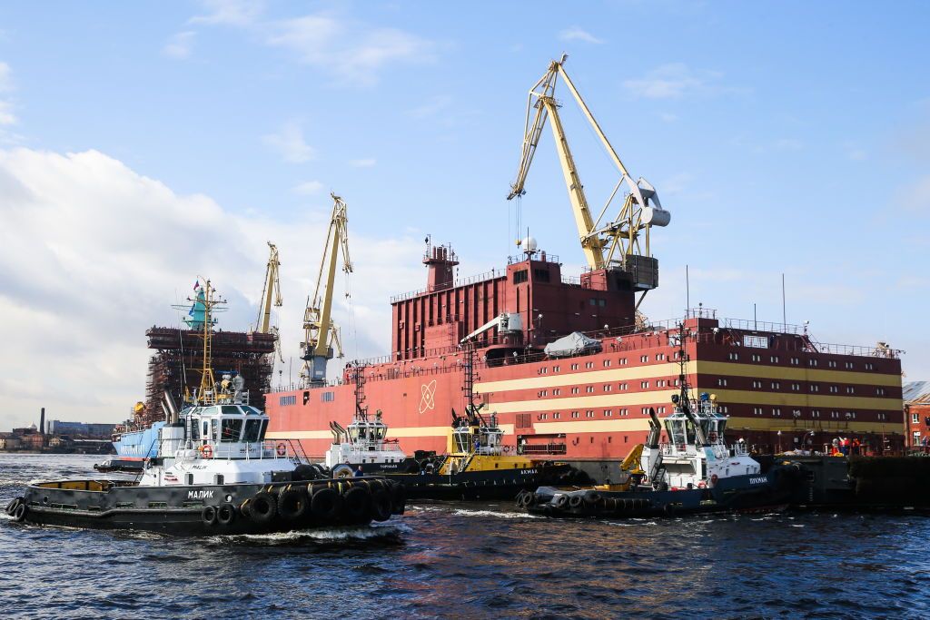 Russia's Floating Nuclear Plant - Akademik Lomonosov