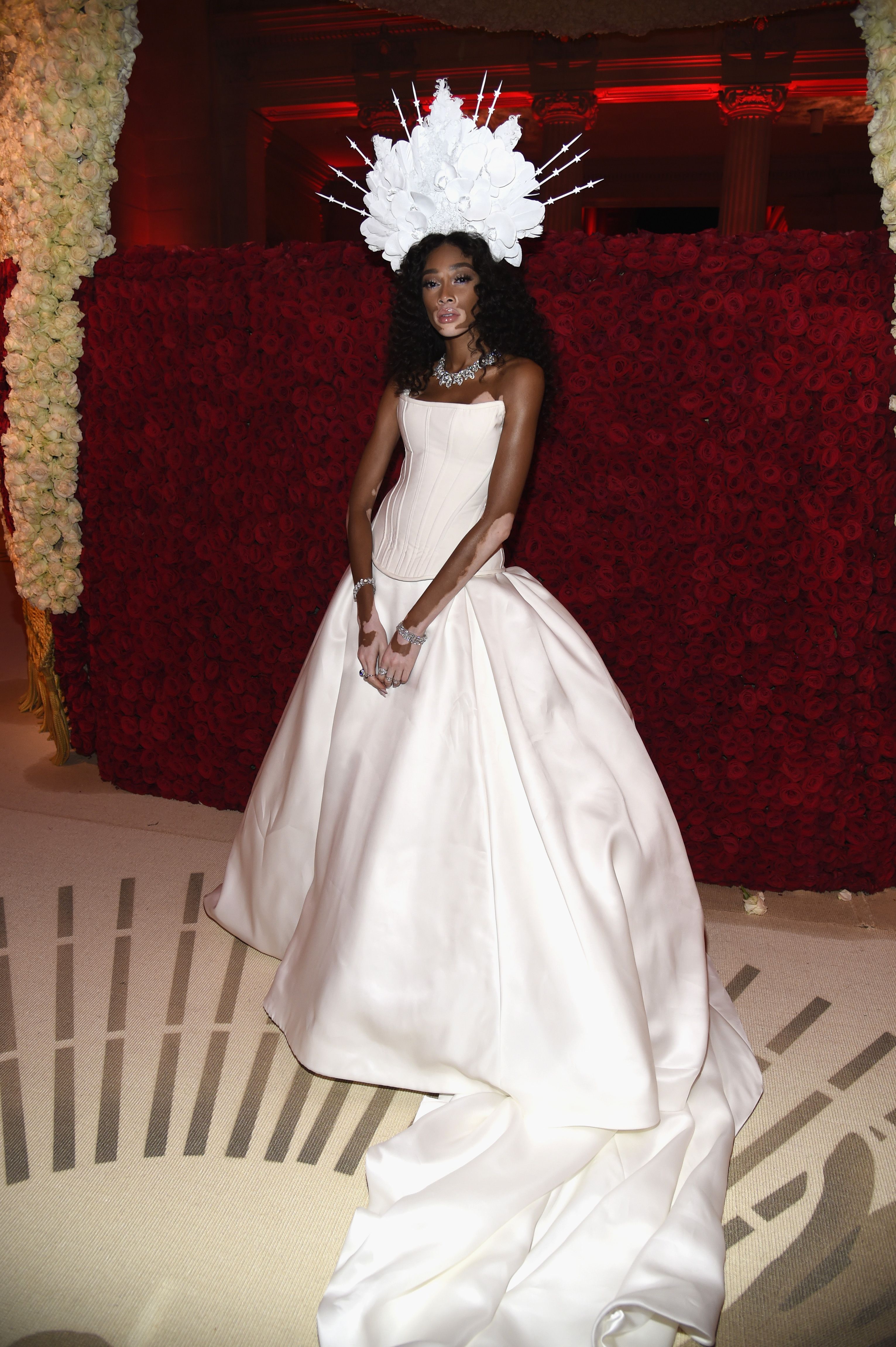 kim kardashian heavenly bodies met gala kim kardashian heavenly bodies met gala