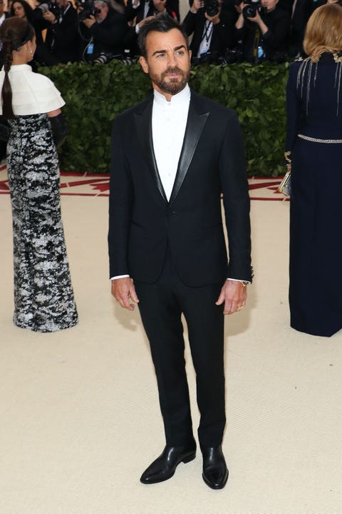 Heavenly Bodies: Fashion & The Catholic Imagination Costume Institute Gala Heavenly Bodies: Fashion & The Catholic Imagination Costume Institute Gala
