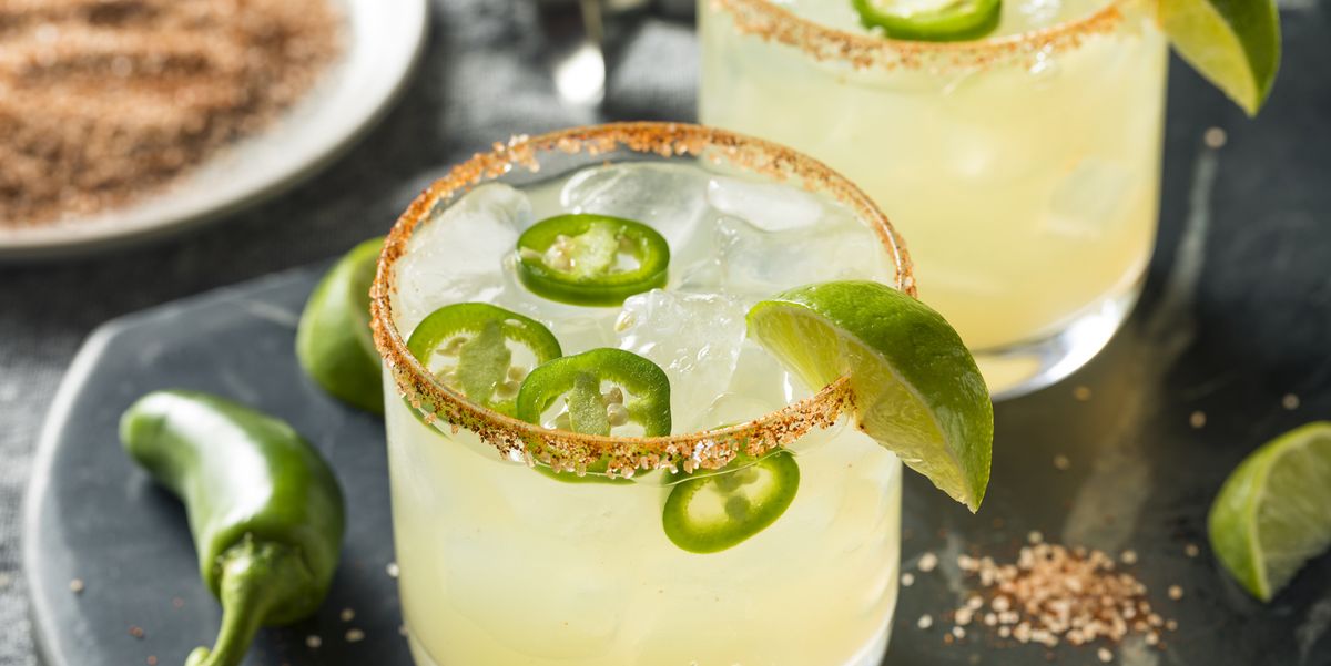17 Best Super Bowl Drinks and Cocktails to Serve on Game Day