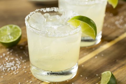 Easy Margarita Recipe How To Make The Perfect Margarita Drink For Summer 2021