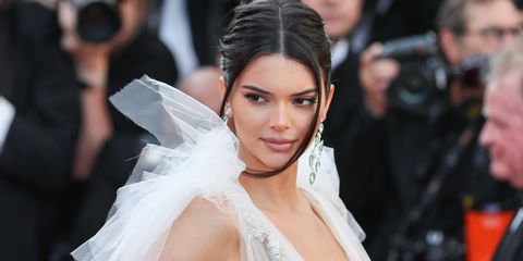 Leaked kendall jenner displays her cute boobs in transparent dress