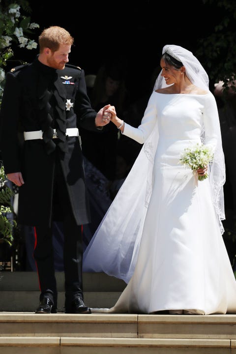 What Meghan Markle S Wedding Dress Looks Like The Dress Was Created By British Designer Clare Waight Keller For Givenchy And Meghan Only Met In January