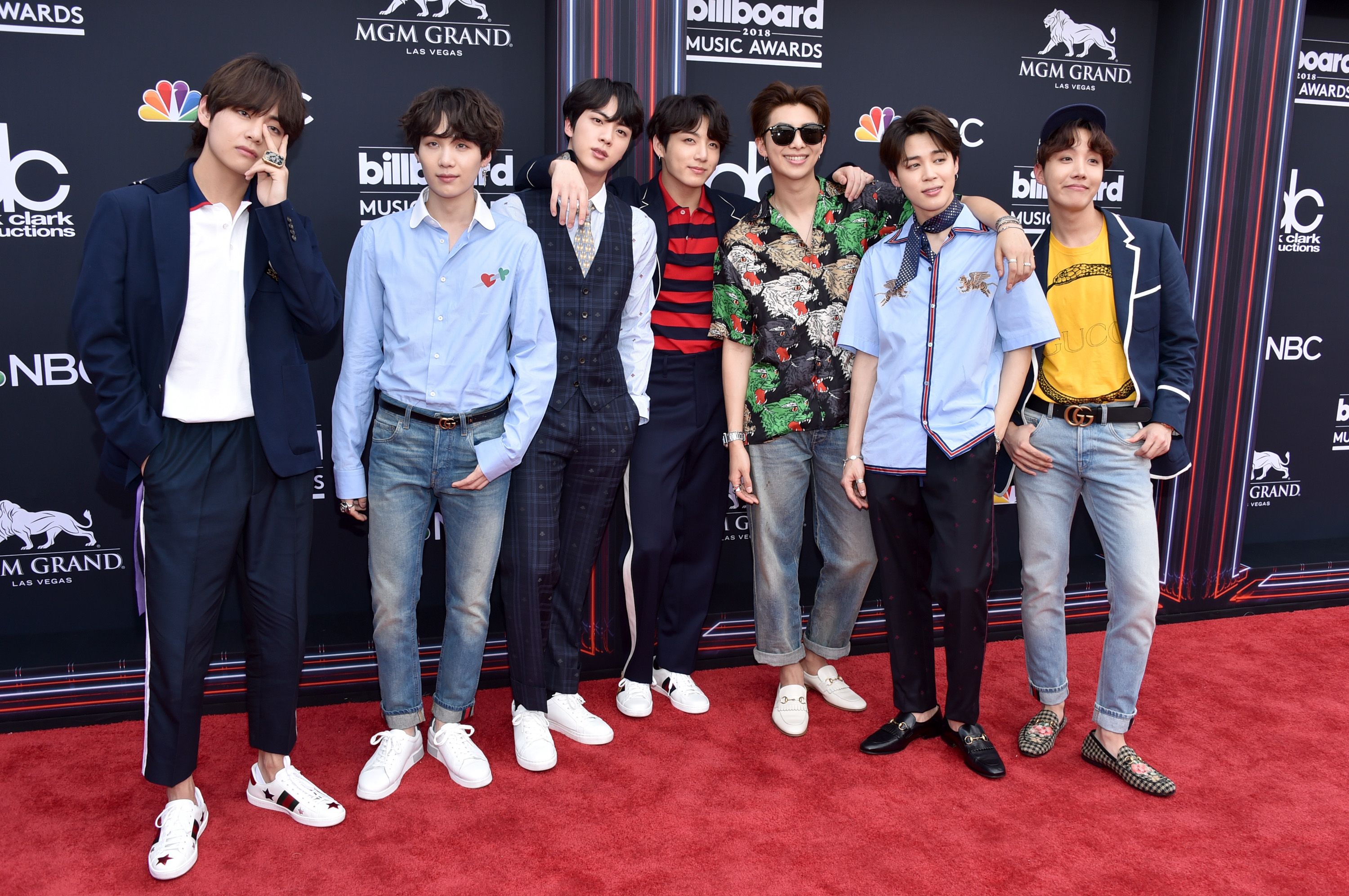 BTS Arrives At 2018 Billboard Music Awards V Jungkook Jimin