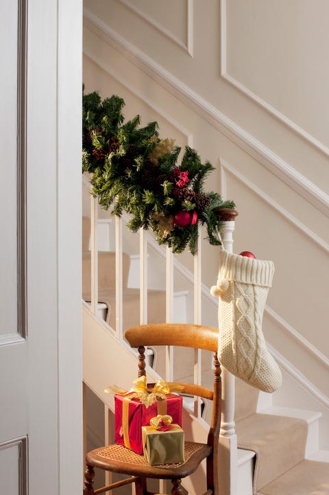 Christmas Staircase Decor