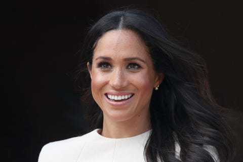 Meghan Markle's Pearl Earrings Were Gift From Queen Elizabeth - Queen ...