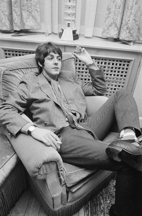 Paul McCartney Photos - Paul McCartney Beatles Life in Pictures