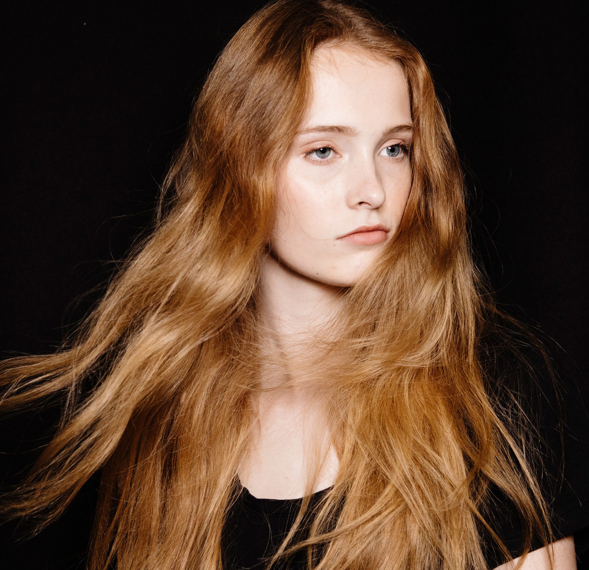 how to use a hair dryer diffuser on straight hair