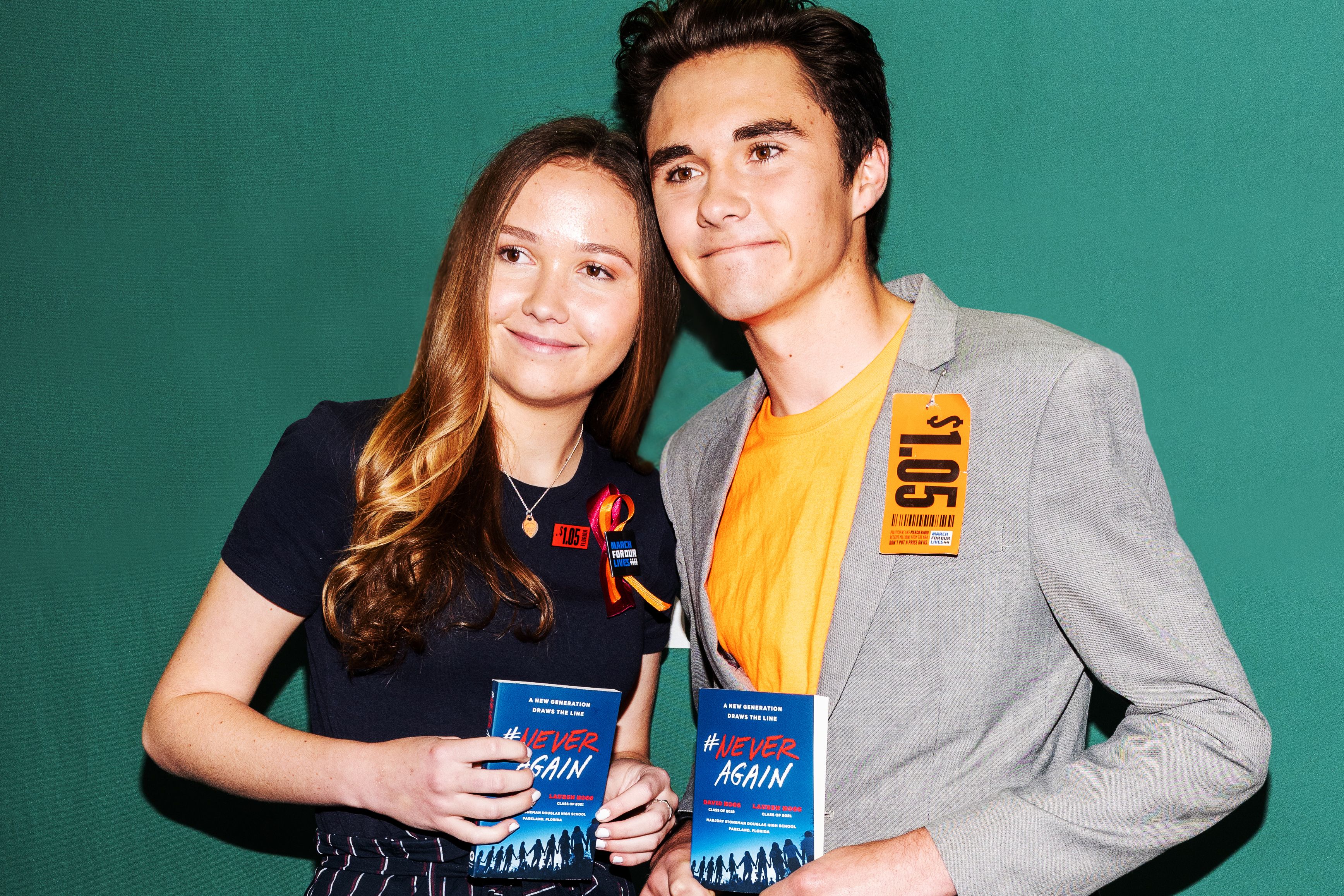    David Hogg con Novia  