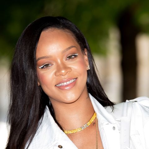 Rihanna's Perfume Has Been Unearthed by the Internet