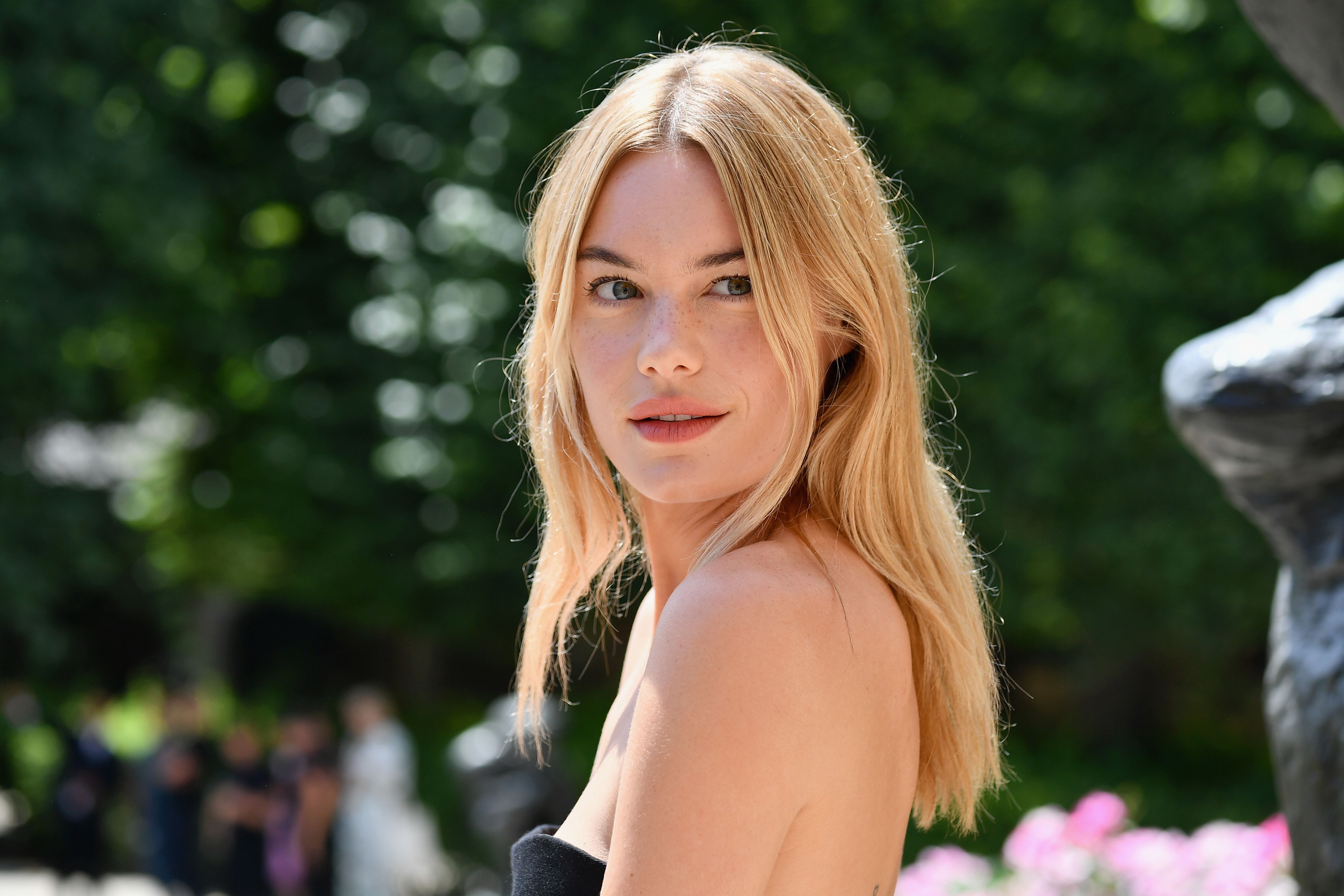 Camille Rowe Everything You Need To Know About Harry Styles Muse