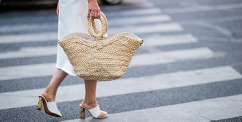 Street Style : Day Two - Haute Couture Fall Winter 2018/2019 Street Style : Day Two - Haute Couture Fall Winter 2018/2019