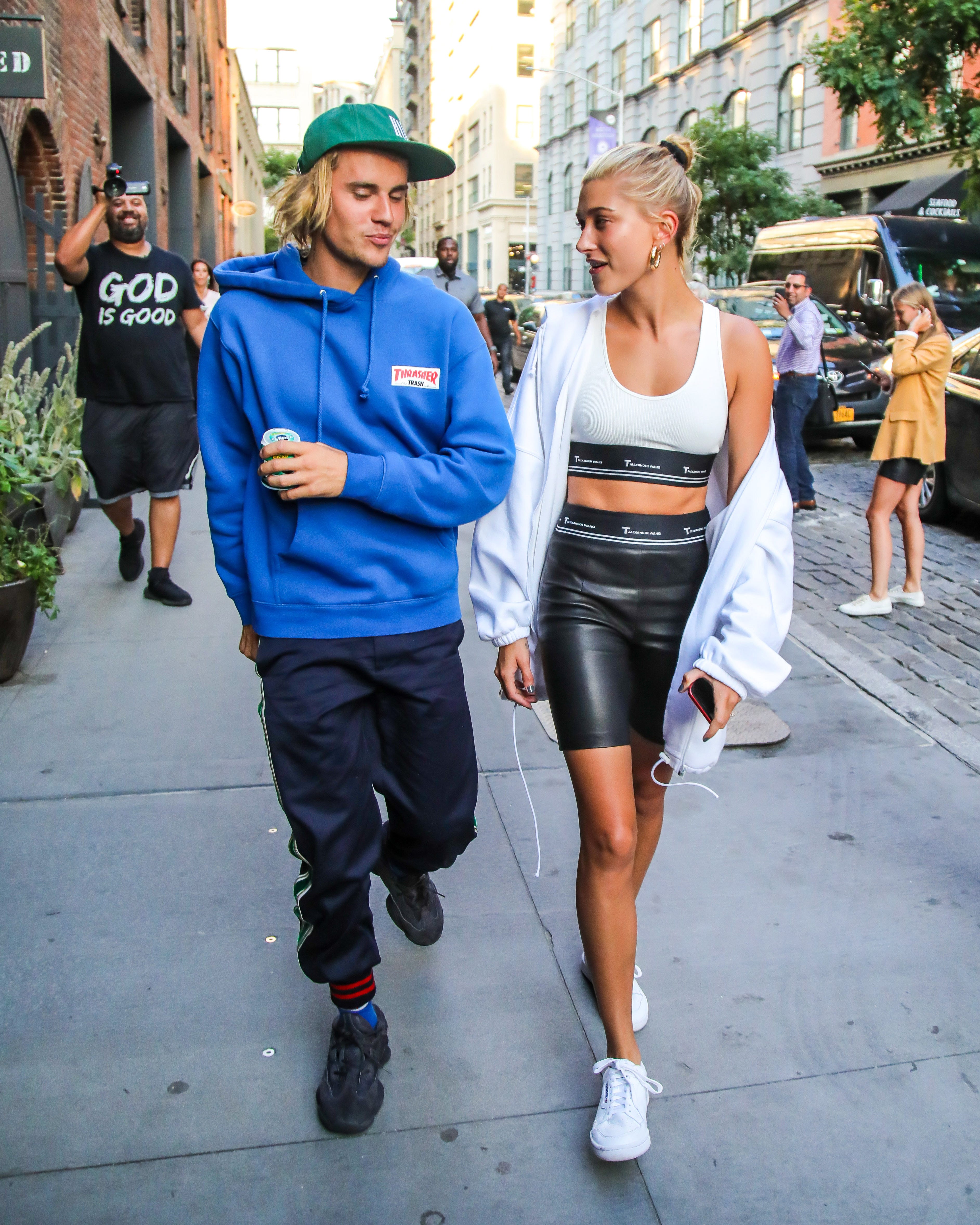 Who Are Hailey Baldwin's Bridesmaids? - Justin Bieber and Hailey ...