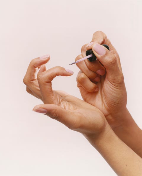 Easy ways to stop your nail polish chipping Easy ways to stop your nail polish chipping
