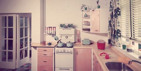25 Cool Retro Kitchens How To Decorate A Kitchen In Throwback Style Retro Kitchens