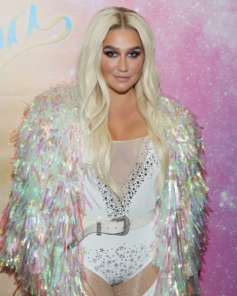 Hair, Clothing, Fashion, Blond, Fashion show, Beauty, Pink, Hairstyle, Lip, Fashion model, Hair, Clothing, Fashion, Blond, Fashion show, Beauty, Pink, Hairstyle, Lip, Fashion model,