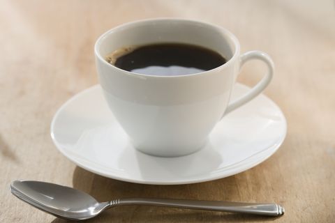 Tasse, Tasse à café, Tasse, Cuillère, Soucoupe, Serveware, Drinkware, Café de Pissenlit, Vaisselle, Caffè americano,