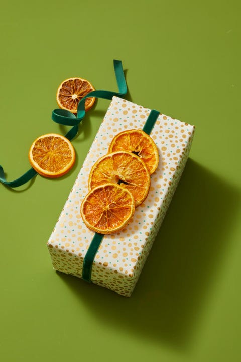 Christmas Crafts - Orange Gift Topper Christmas Crafts - Orange Gift Topper