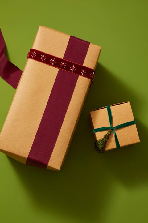 Christmas Crafts - Trim Gift Topper Christmas Crafts -Trim Gift Topper