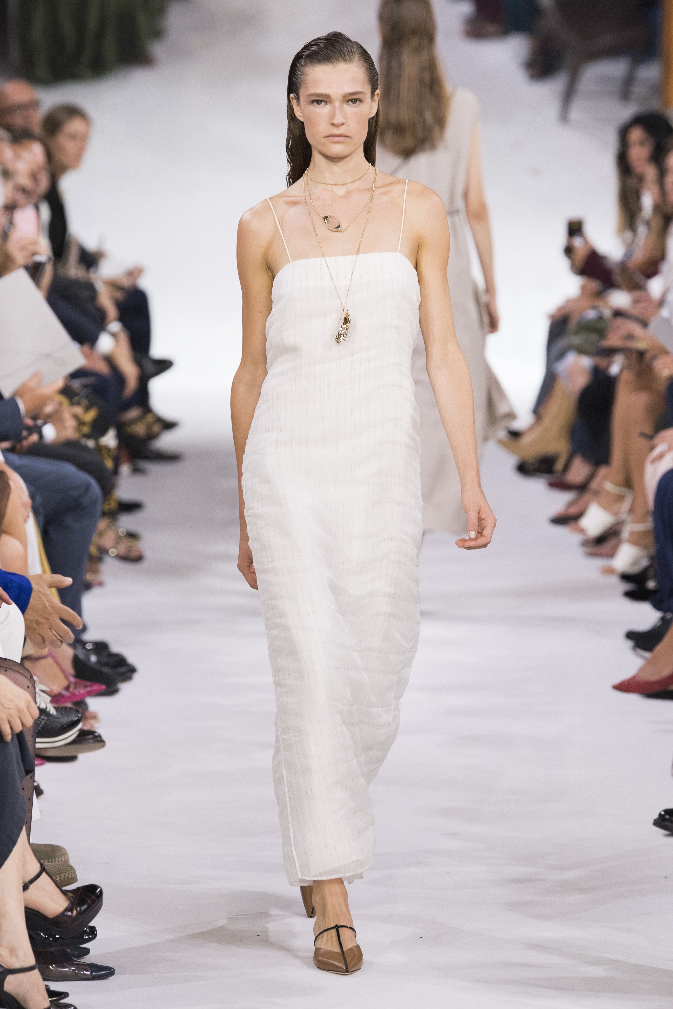 Must Estate Vestiti 2019Ecco Primavera Moda Della Have I 2019 7yYbfg6v