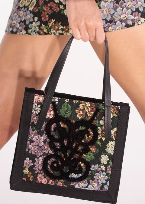 giambattista valli fall 2021 runway bags