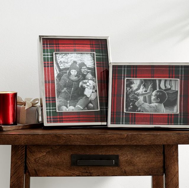 gifts for mom like plaid photo frames