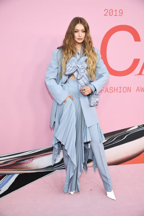 Gigi Hadid At The Cfda Awards Wore A Skirt That Was Also Pants