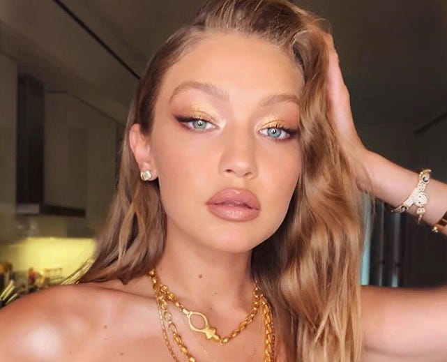 Gigi Hadid has the best lip liner trick for fuller looking lips