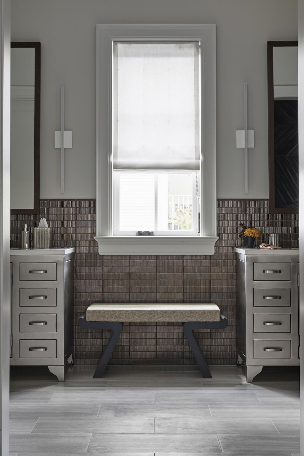 Master Bathroom Tile Ideas - Layout Your Restroom With A Touch Of Art By Adding The Most Effective Floor Tiles Or Porcela Bathroom Remodel Shower Bathrooms Remodel Bathroom Remodel Master : The vanity floats above the beige floor tiles, with twin sinks and twin mirrors.