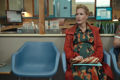 gillian anderson as jean milburn, sex education season 3