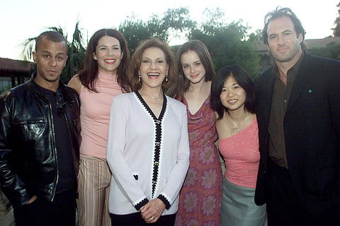 Gilmore Girls Keiko Agena Wasn T Close To Alexis Bledel Gilmore Girls Keiko Agena Wasn T Close To Alexis Bledel