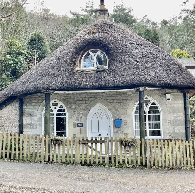 thatched cottage for sale in gweek, cornwall