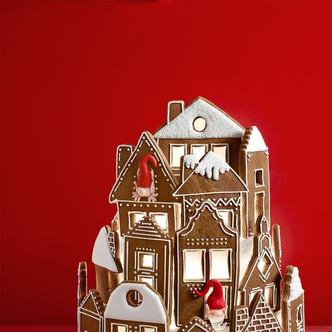 gingerbread house decorations village