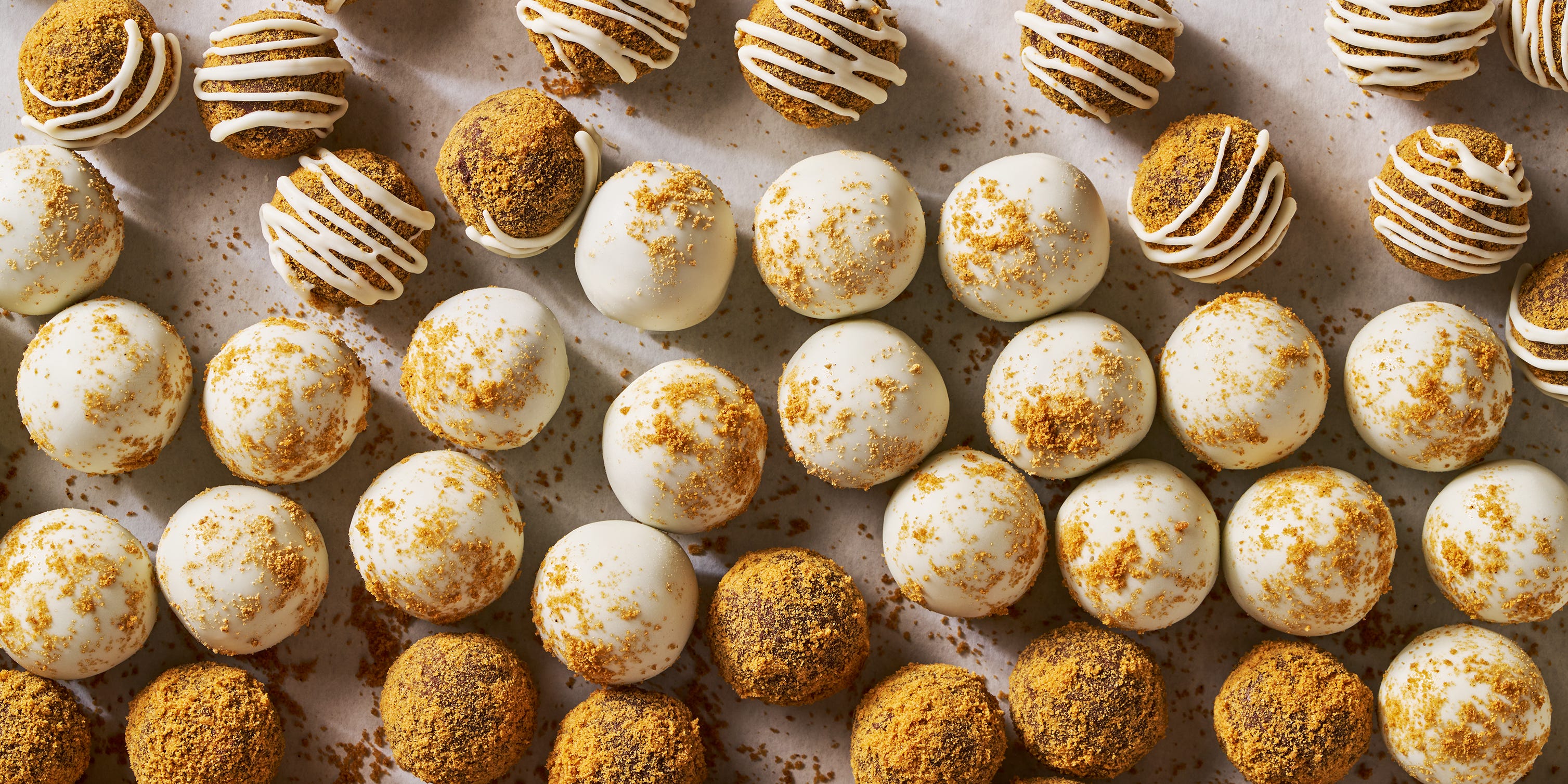 Gingerbread Truffles Are The Bite-Size Christmas Treat Your Holiday Season Needs