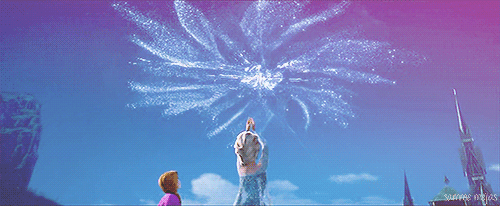 Elsa e Ana giocano con il ghiaccio in Frozen