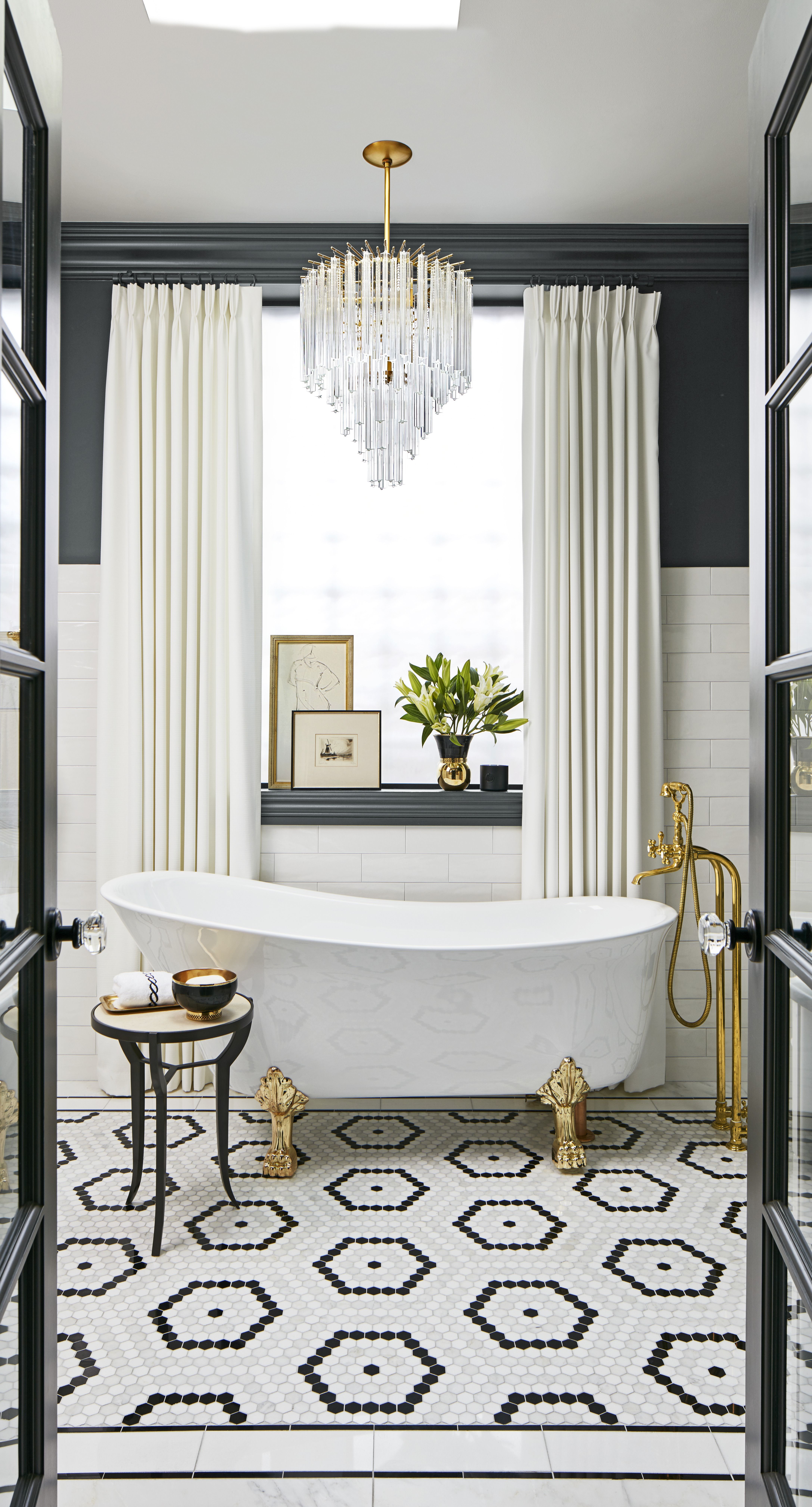 Featured image of post Black Bathtub Ideas : Bathtubs surrounds cover the wall areas adjoining a bathtub or tub/shower;