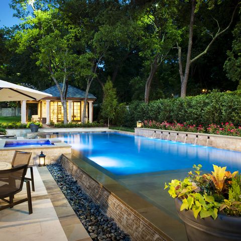 Small Backyard Swimming Pool Ideas: Specific Design Tips with Photos
