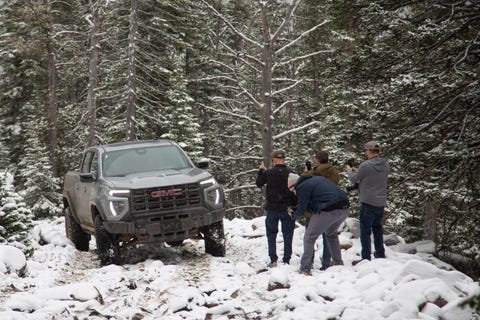 gmc canyon at4x aev