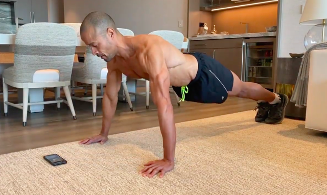 David Goggins Shares 30-Rep Pushup Challenge to Test Your Limits