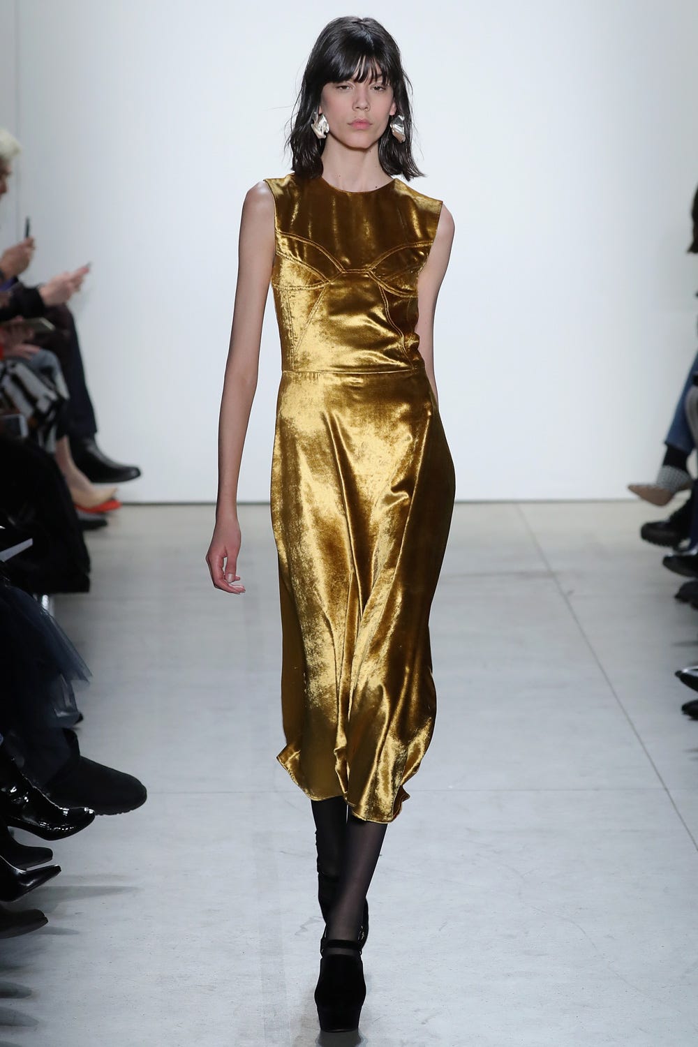 13 Biggest Fashion Styles for Fall 2018 Cloth of Gold