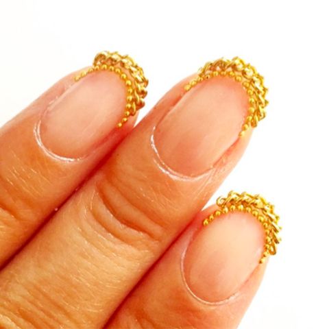Nail, Finger, Yellow, Fashion accessory, Jewellery, Hand, Nail care, Chain, Peach, Glitter, 