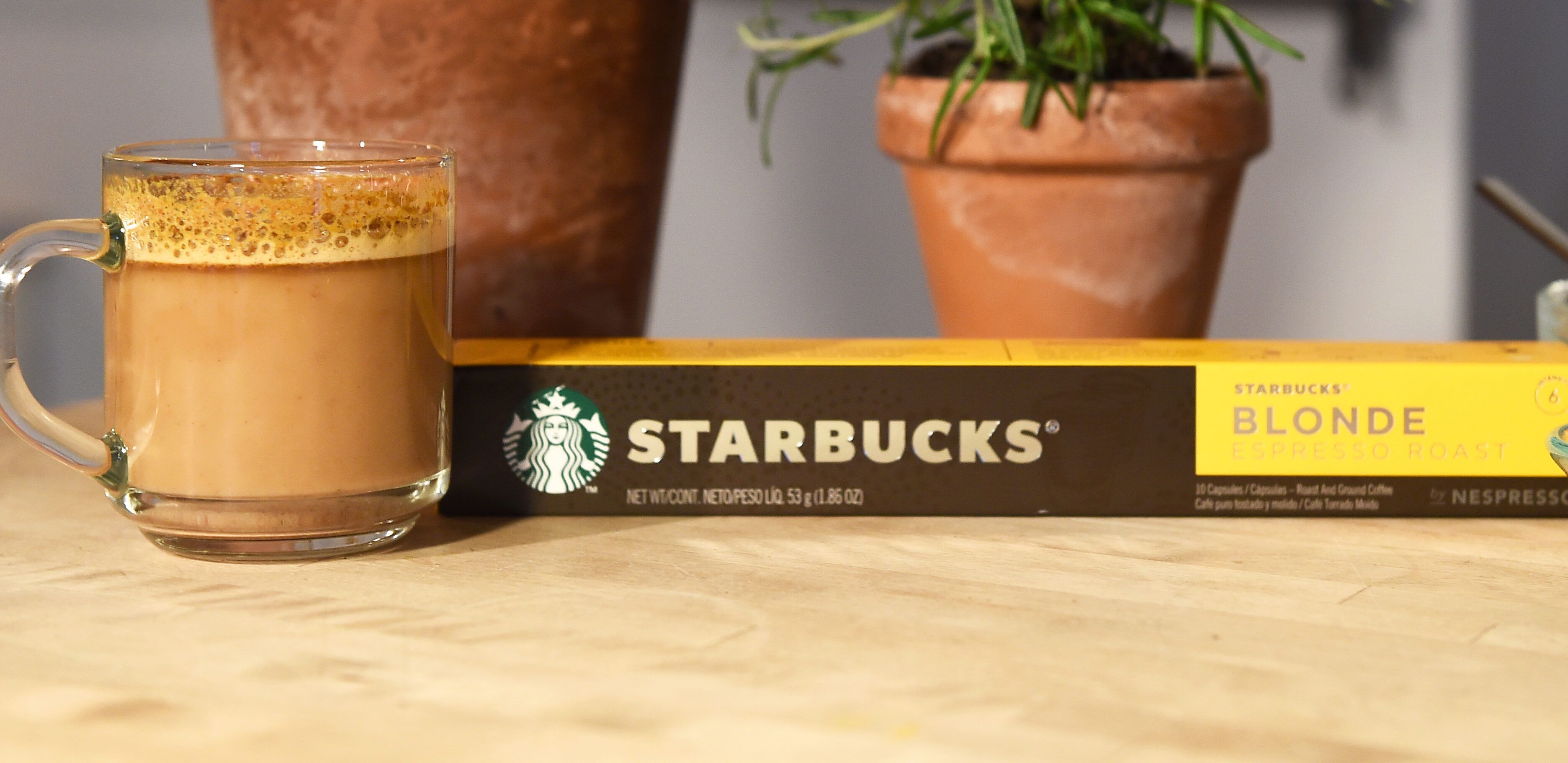 toonhoogte Wonderbaarlijk kristal Starbucks Is Rolling Out Its First At-Home Nespresso Capsules This Summer