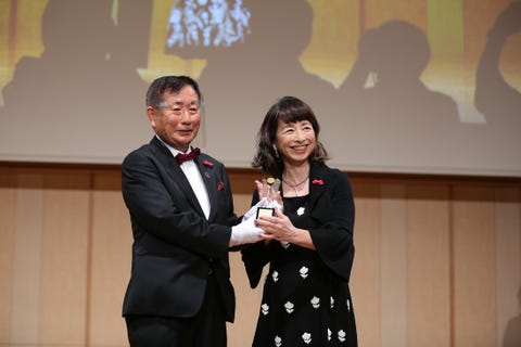 阿川佐和子さん 由紀さおりさん 売野雅勇さんらが出席 2021年 第19回グッドエイジャー賞発表 授賞式