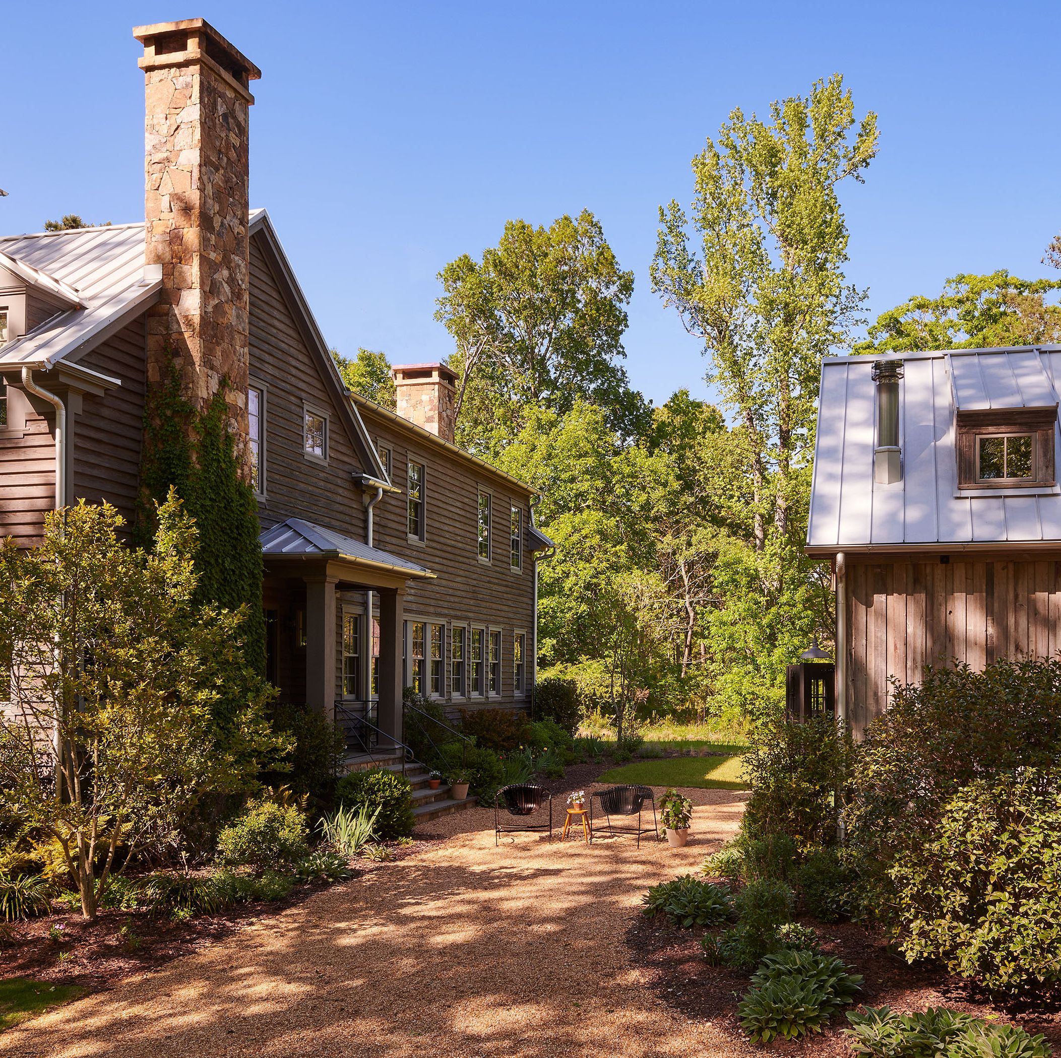 Step Inside This Swoon-Worthy Southern Farmhouse Filled with Local Art and Antiques