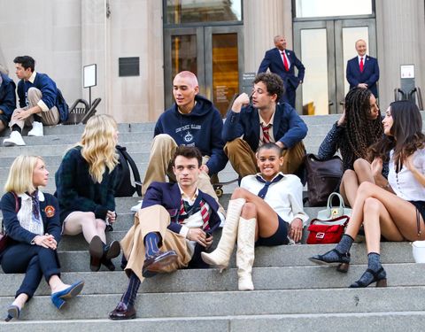 Gossip Girl Reboot Teases Names And Details Of Its New Characters
