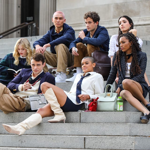 Evan Mock, Emily Alyn Lind, Thomas Doherty, Eli Brown, Jordan Alexander, Zion Moreno and Savannah Lee Smith are seen on the movie set of the Gossip Girl TV series