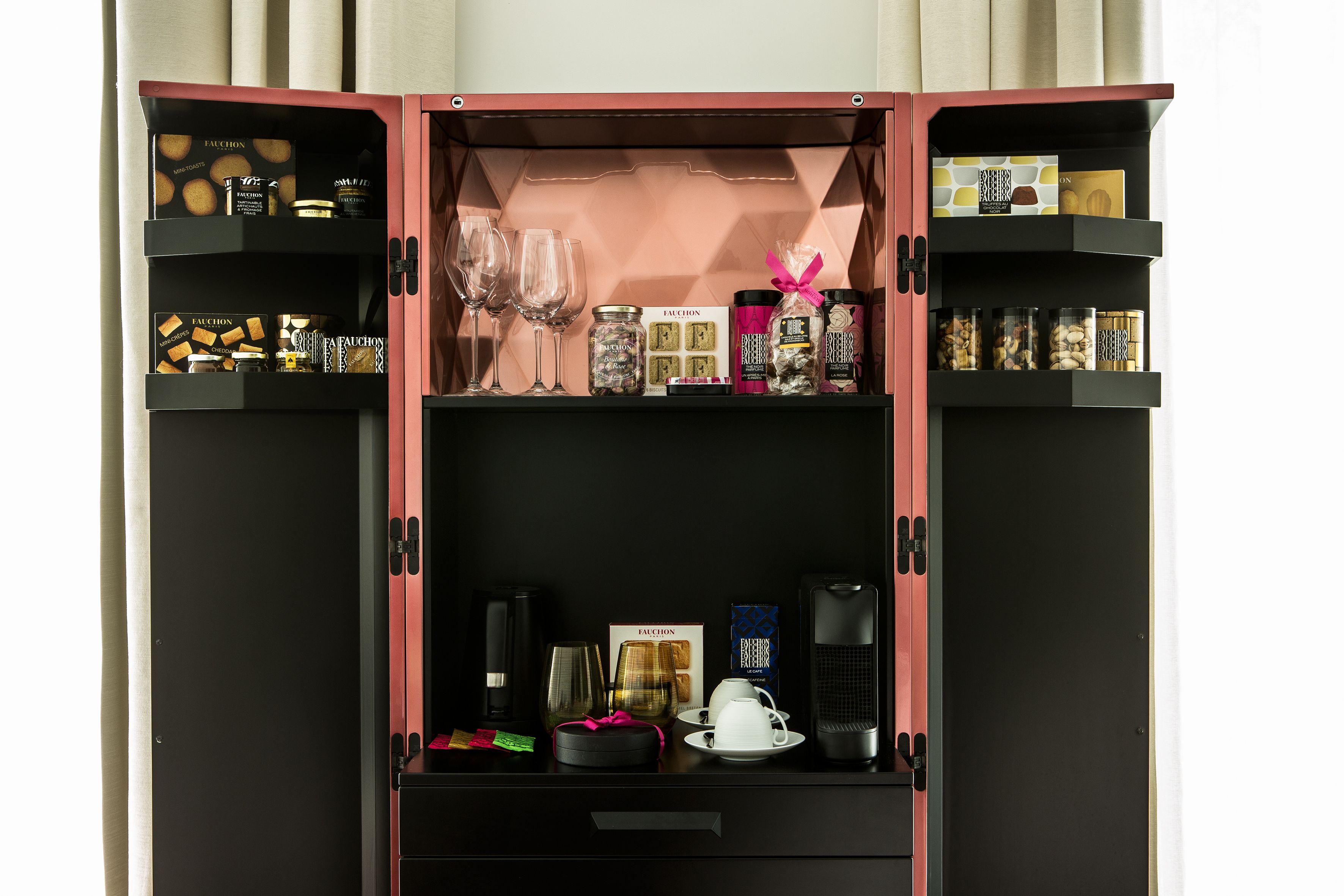 The Best Hotel Minibars Hotels With Fully Stocked Minibars