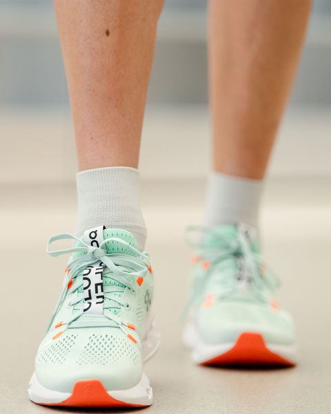 a person wearing on cloudsurfer shoes