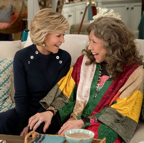 Grace And Frankie Season 6 News Premiere Date Cast Details On Jane Fonda Lily Tomlin S Show