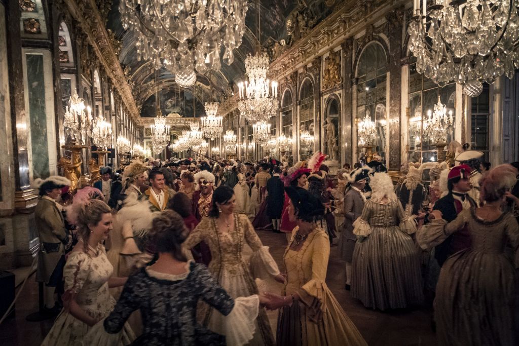 Palace Of Versailles To Host Rave In The Hall Of Mirrors, With French ...